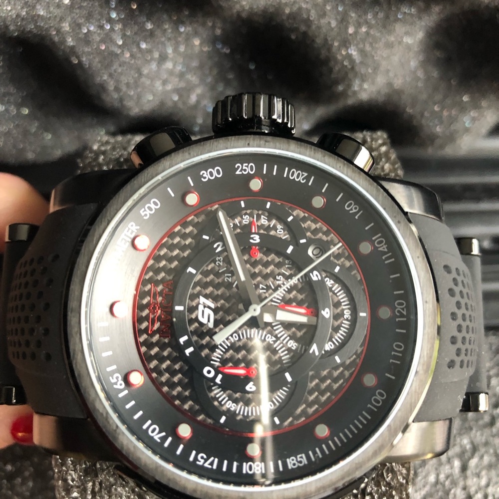 Men’s Invicta S1 Rally watch, black, excellent condition, silicone band